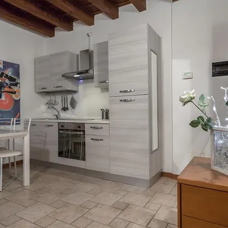 San Bernardino 8 - Immobili E Soluzioni Rent *