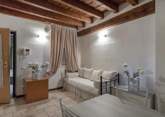 San Bernardino 8 - Immobili E Soluzioni Rent Apartamento