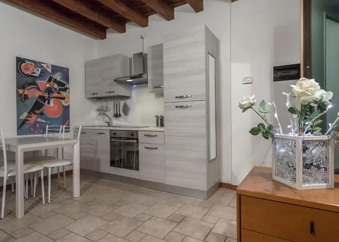 San Bernardino 8 - Immobili E Soluzioni Rent *