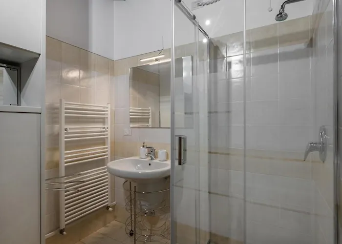 San Bernardino 8 - Immobili E Soluzioni Rent Apartamento